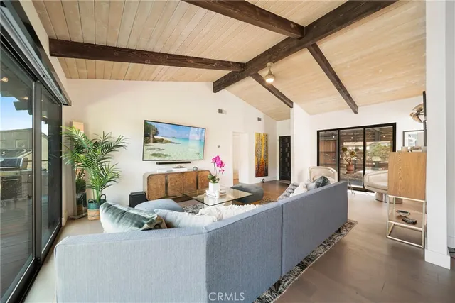 $1,650,000 | 2522 Zorada Drive, Los Angeles, CA 90046