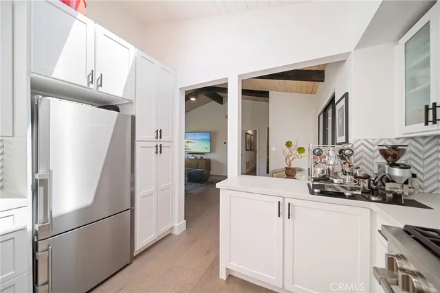 $1,650,000 | 2522 Zorada Drive, Los Angeles, CA 90046