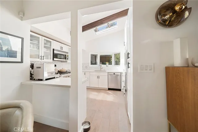 $1,650,000 | 2522 Zorada Drive, Los Angeles, CA 90046