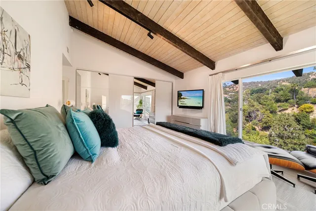 $1,650,000 | 2522 Zorada Drive, Los Angeles, CA 90046