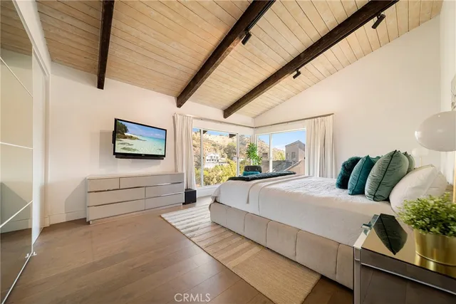 $1,650,000 | 2522 Zorada Drive, Los Angeles, CA 90046