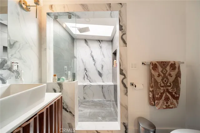 $1,650,000 | 2522 Zorada Drive, Los Angeles, CA 90046