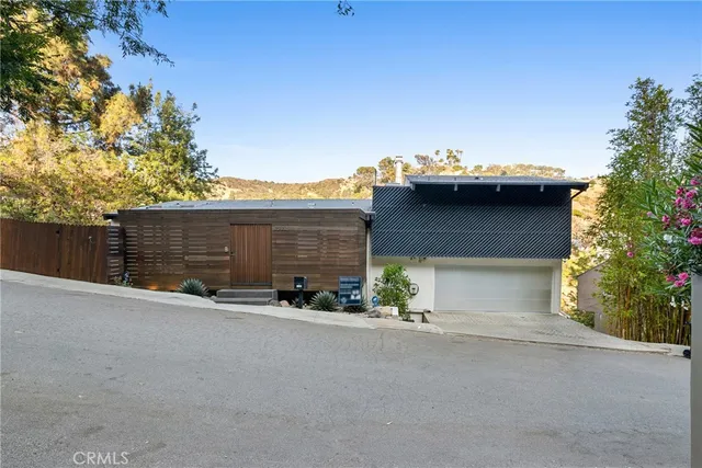 $1,650,000 | 2522 Zorada Drive, Los Angeles, CA 90046