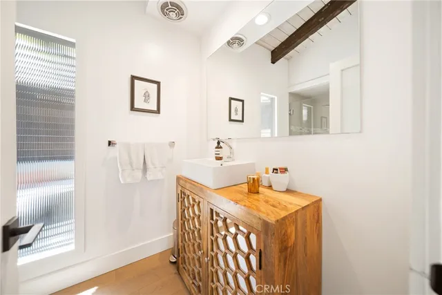 $1,650,000 | 2522 Zorada Drive, Los Angeles, CA 90046