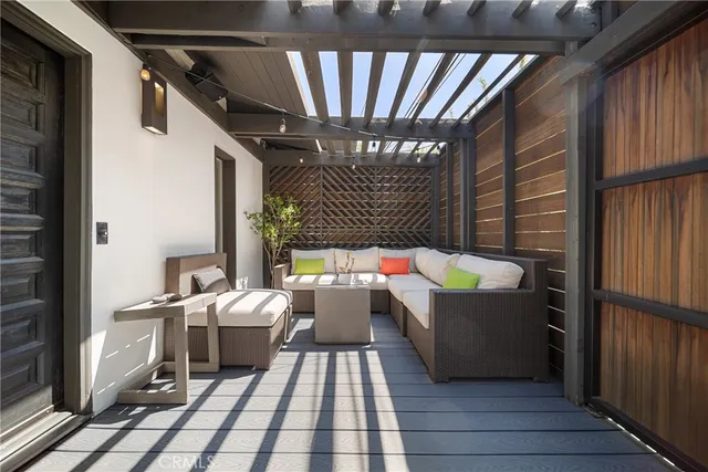 $1,650,000 | 2522 Zorada Drive, Los Angeles, CA 90046