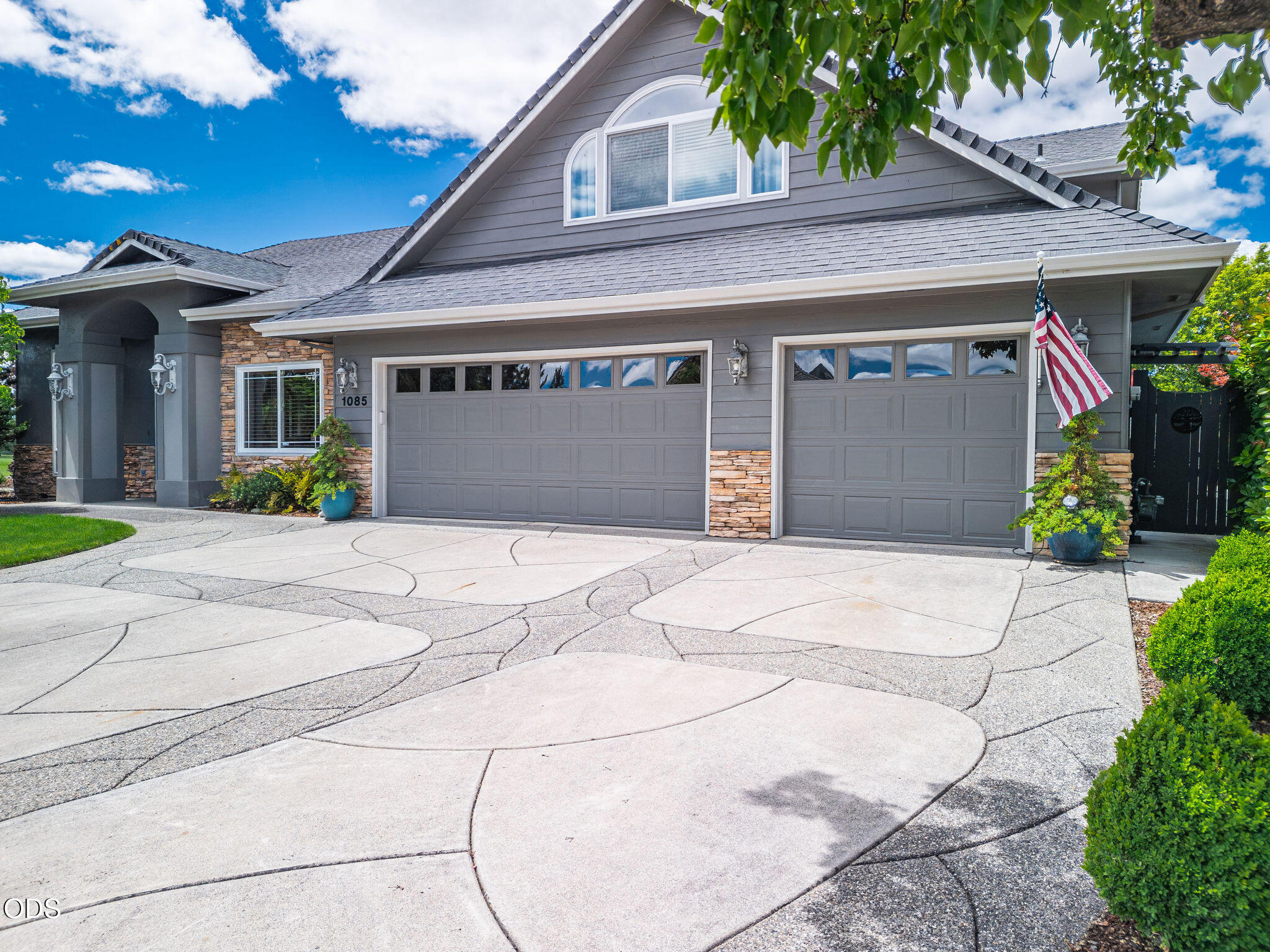1085 Oak Grove Court Eagle Point, OR 97524 - Photo 60 of 70