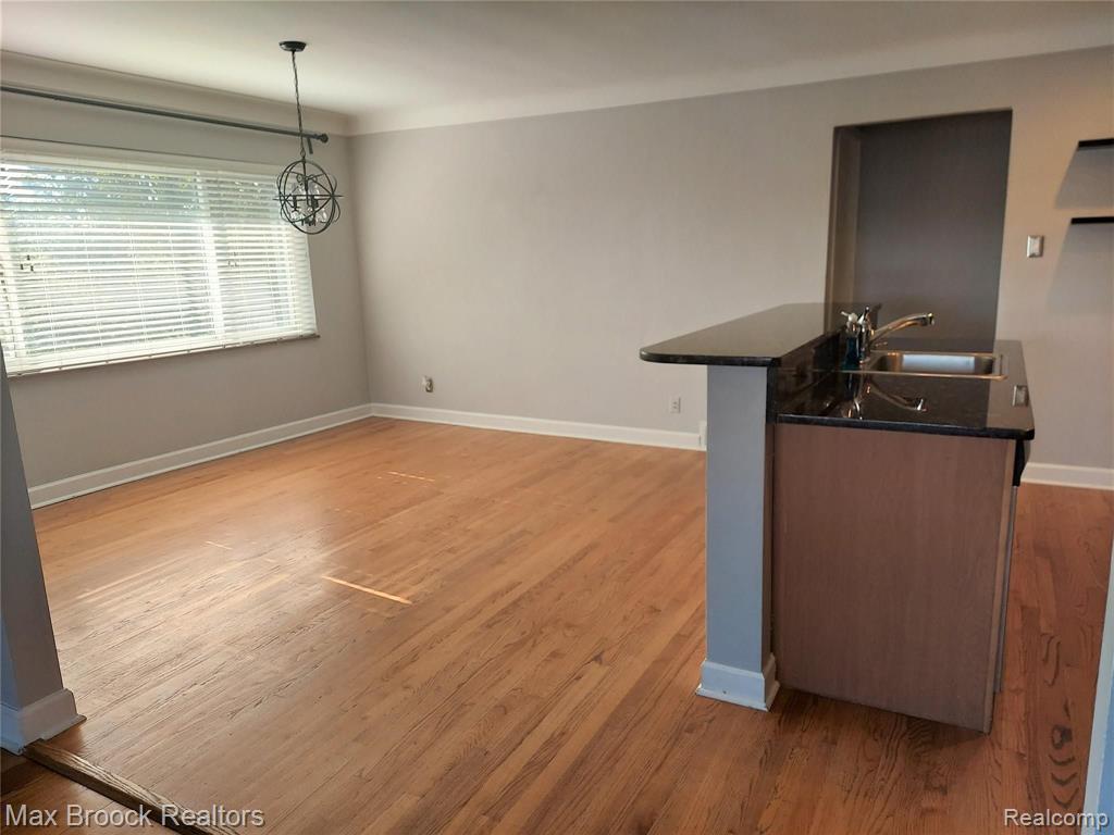 3800 Normandy Road, Unit 11 Royal Oak, MI 48073 - Photo 7 of 16