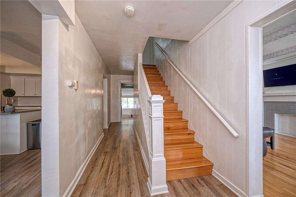 423 Walnut Street Pittsburgh, PA 15238 - Photo 3 of 41