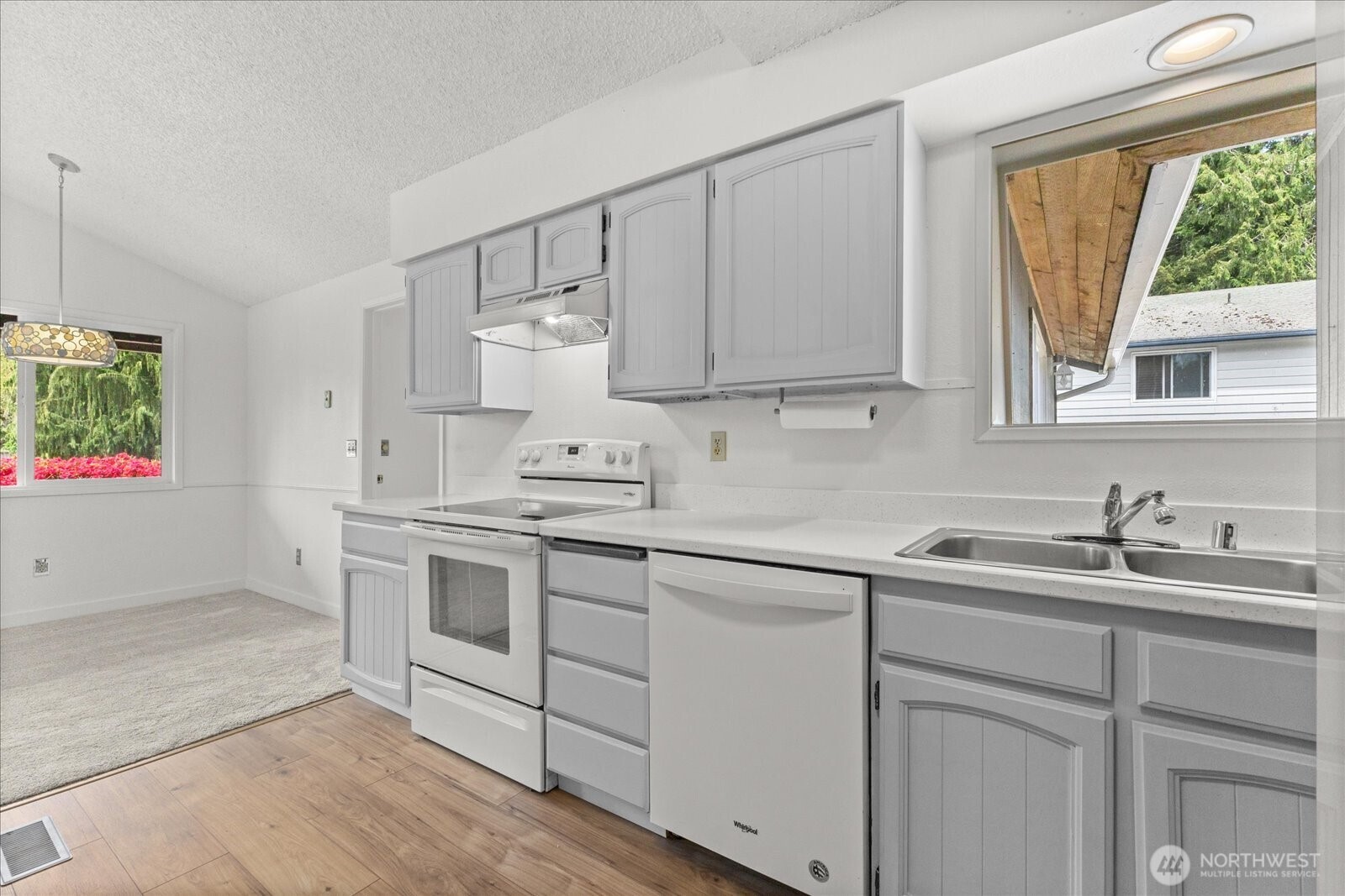 10803 Sterling Road Sedro-Woolley, WA 98284 - Photo 4 of 30 Gallery Image 4