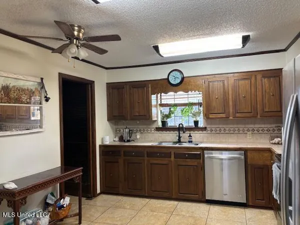 $330,000 | 231 Laird Pittman Road, Tylertown, MS 39667