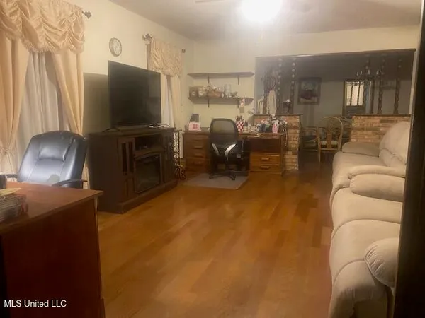 $330,000 | 231 Laird Pittman Road, Tylertown, MS 39667