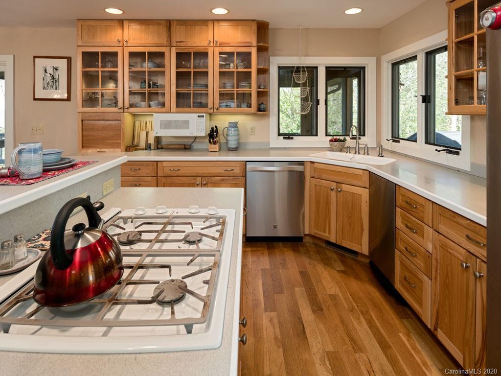 113 Goodson Springs Road Waynesville, NC 28786 - Photo 14 of 47 Gallery Image 14