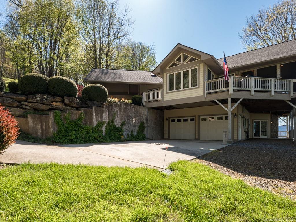 113 Goodson Springs Road Waynesville, NC 28786 - Photo 4 of 47 Gallery Image 4