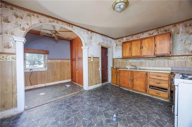 $14,000 | 514 5th Street, Fredonia, KS 66736