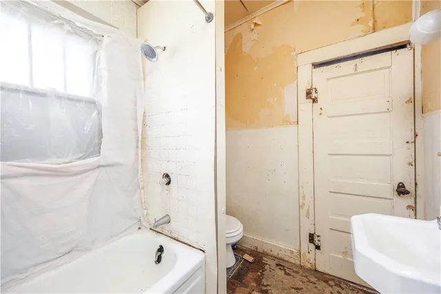 $14,000 | 514 5th Street, Fredonia, KS 66736