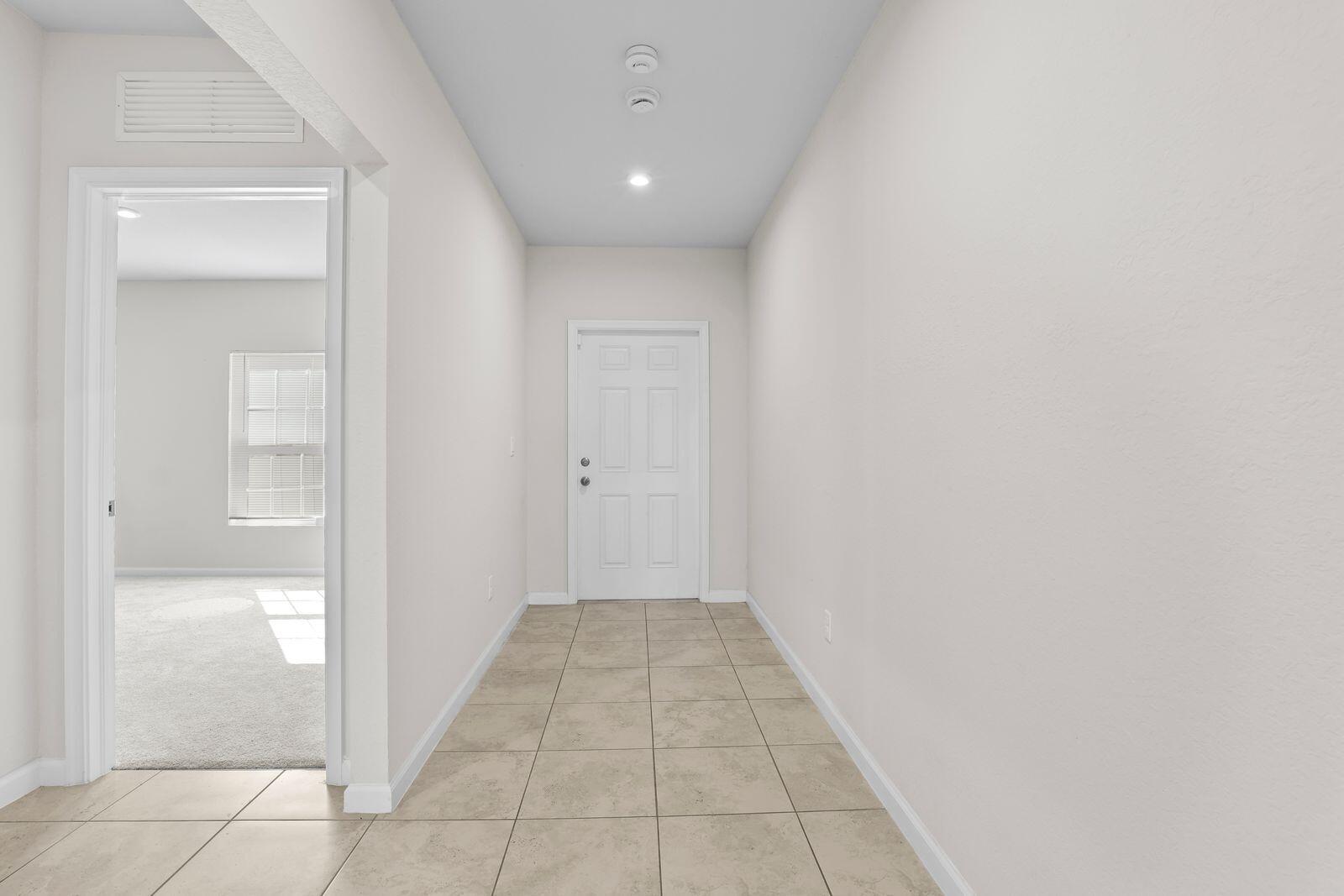 185 Dabou Loop Belle Glade, FL 33430 - Photo 4 of 25