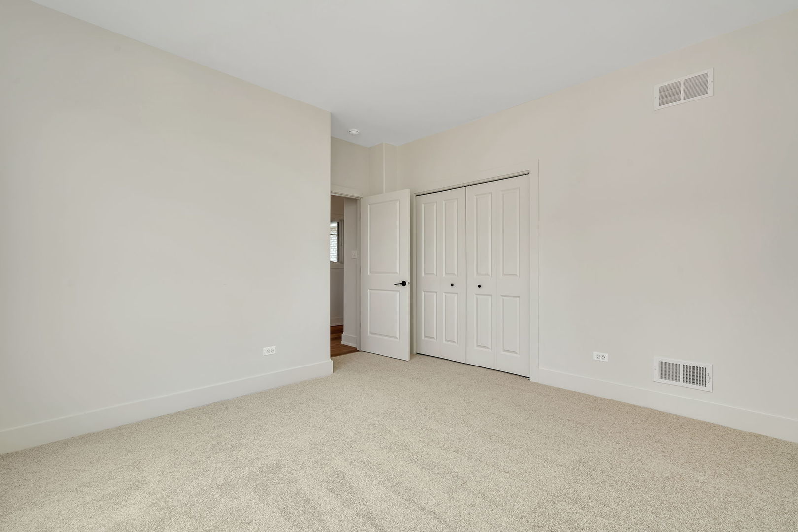 1074 Kinley Drive New Lenox, IL 60451 - Photo 19 of 37 a view of an empty room