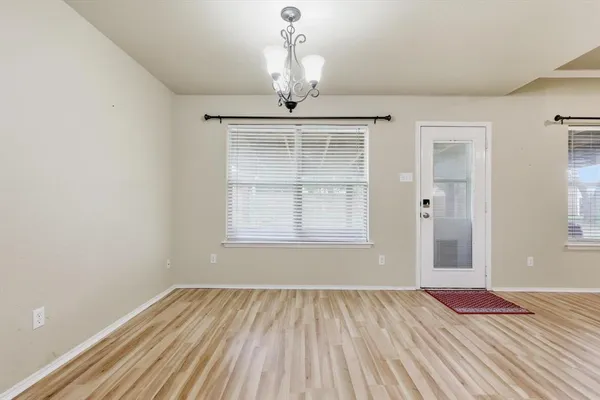 $355,000 | 6421 Peak View Court, Midlothian, TX 76065