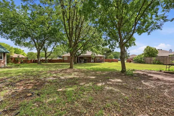 $355,000 | 6421 Peak View Court, Midlothian, TX 76065