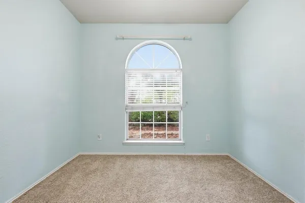 $355,000 | 6421 Peak View Court, Midlothian, TX 76065