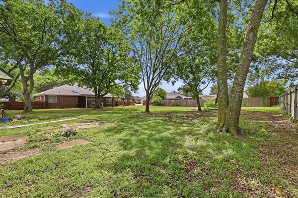 $355,000 | 6421 Peak View Court, Midlothian, TX 76065