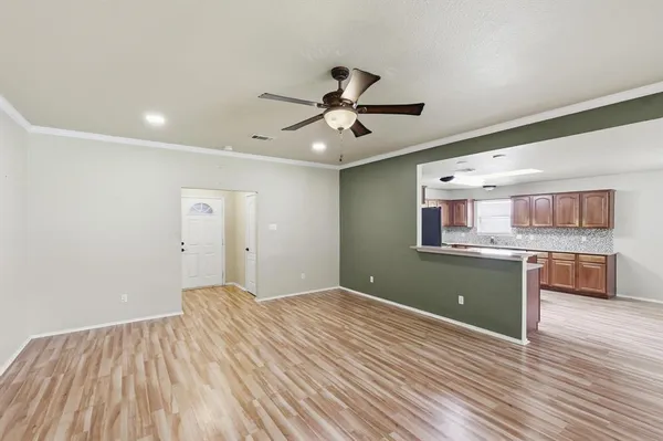 $355,000 | 6421 Peak View Court, Midlothian, TX 76065