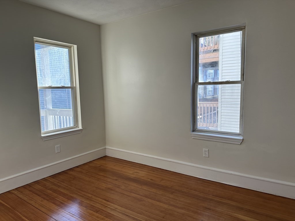 86 Topliff Street Boston, MA 02122 - Photo 13 of 26 Gallery Image 13