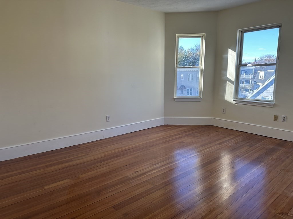 86 Topliff Street Boston, MA 02122 - Photo 19 of 26 Gallery Image 19