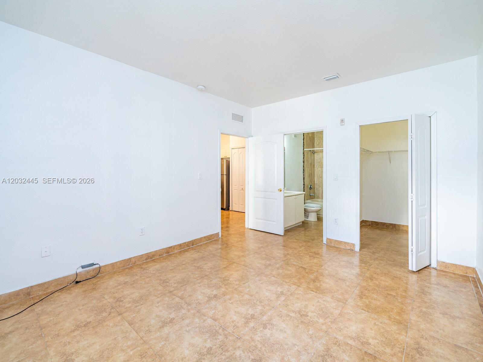 1663 Southeast 27th Drive, Unit 108 Homestead, FL 33035 - Photo 14 of 28