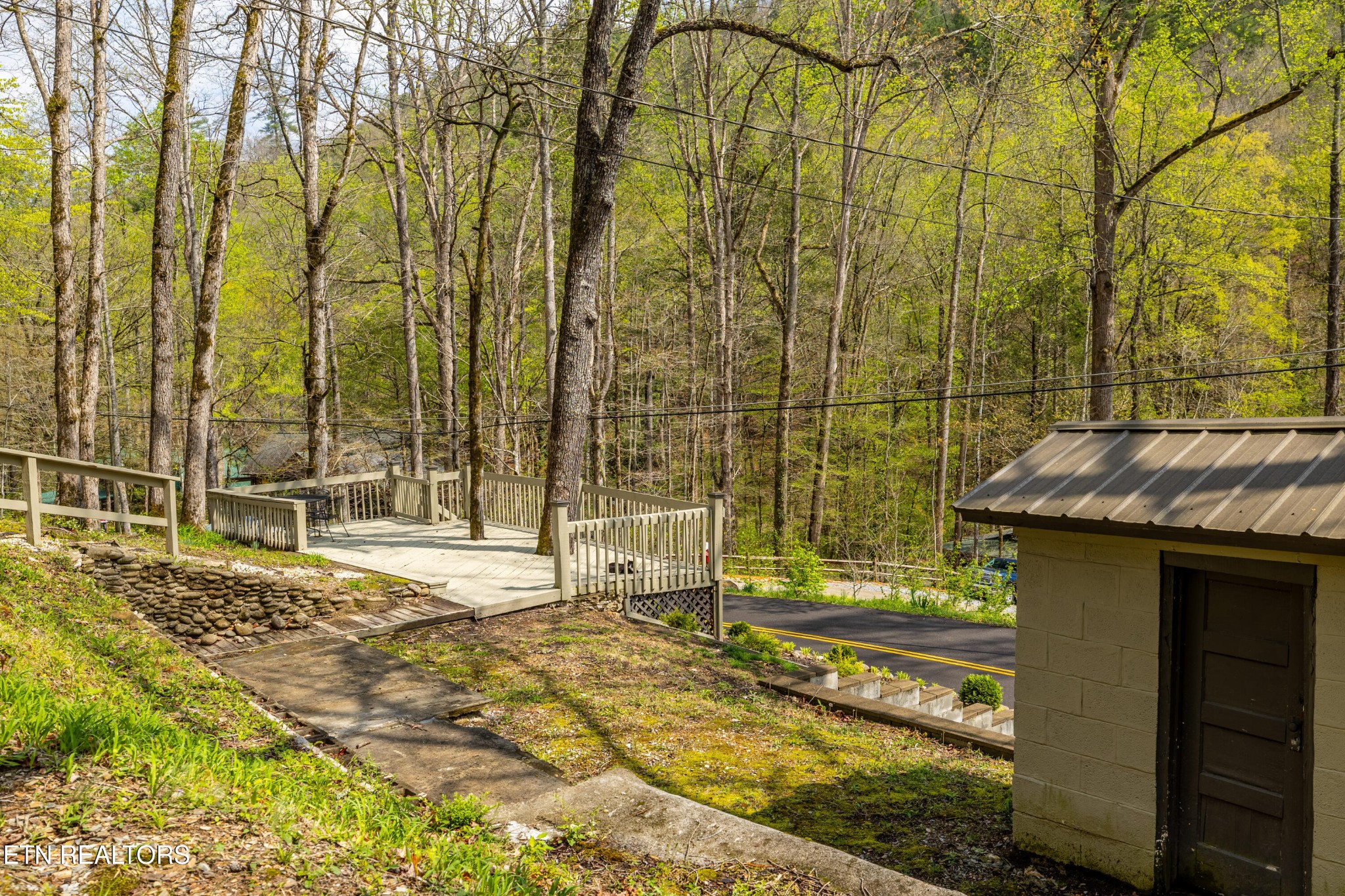 236240 Long Branch Road Townsend, TN 37882 - Photo 16 of 47 Gallery Image 16