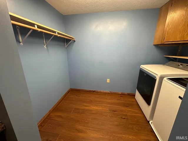 $346,900 | 633 South Washington Street, Bloomfield, IN 47424