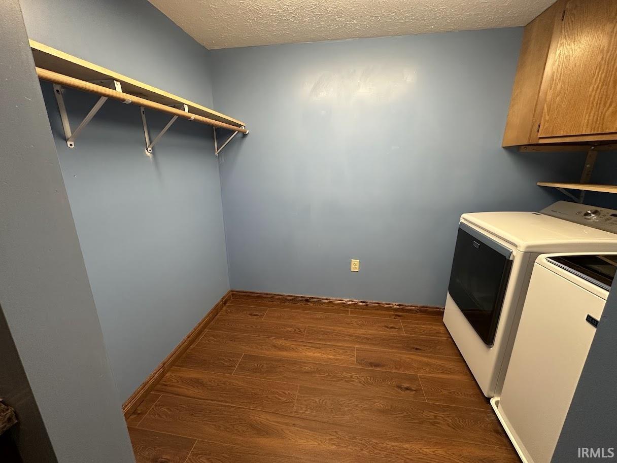 633 South Washington Street Bloomfield, IN 47424 - Photo 11 of 21