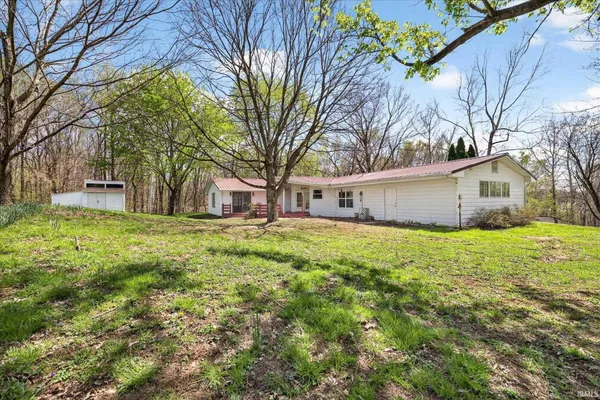 $324,999 | 633 South Washington Street, Bloomfield, IN 47424