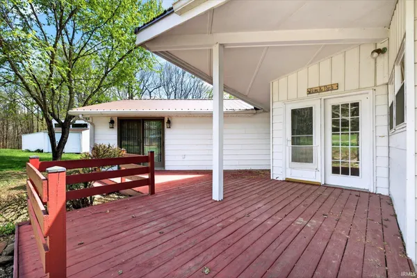 $324,999 | 633 South Washington Street, Bloomfield, IN 47424