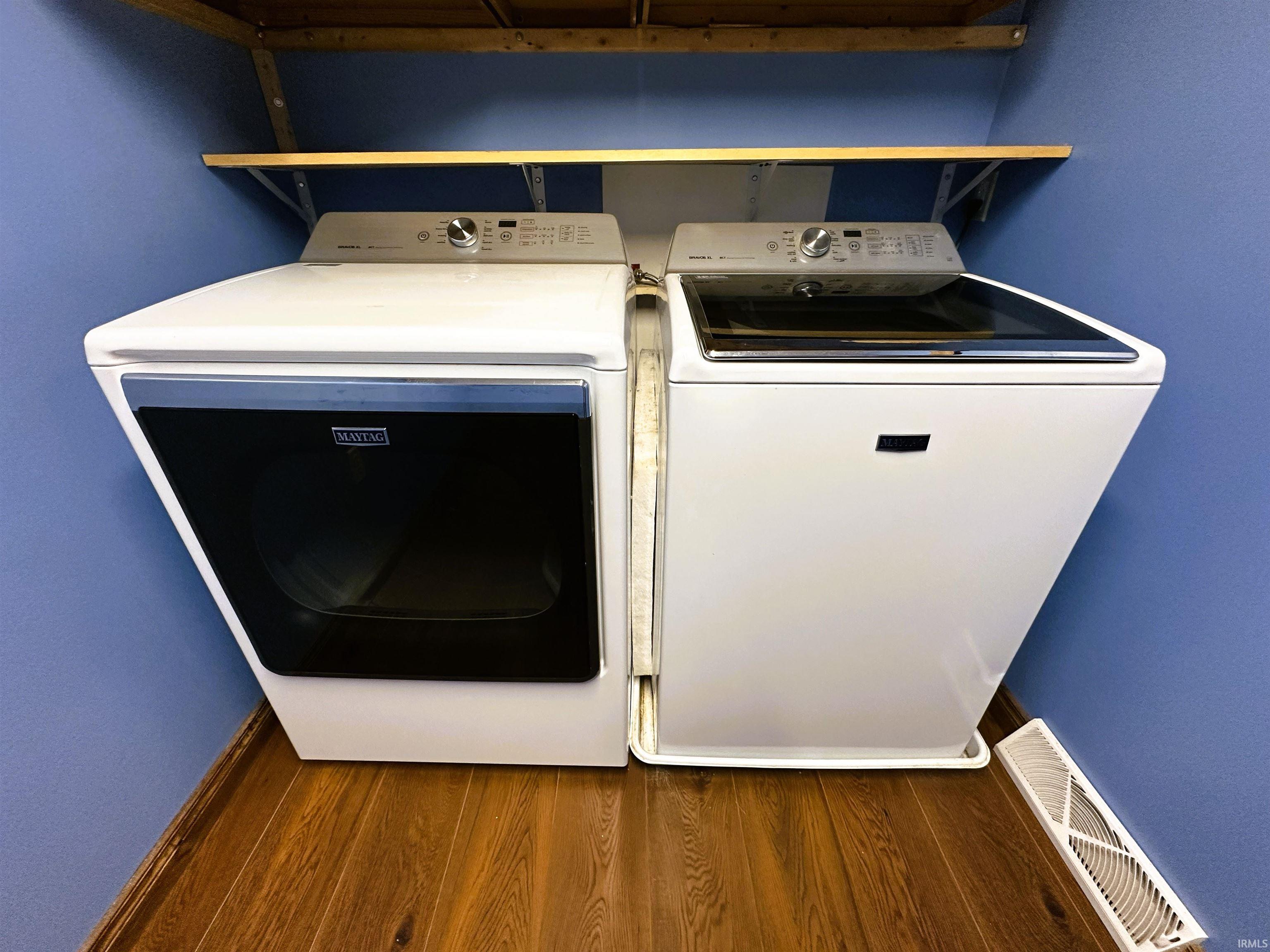 633 South Washington Street Bloomfield, IN 47424 - Photo 23 of 35