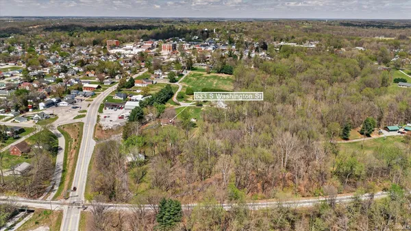 $324,999 | 633 South Washington Street, Bloomfield, IN 47424