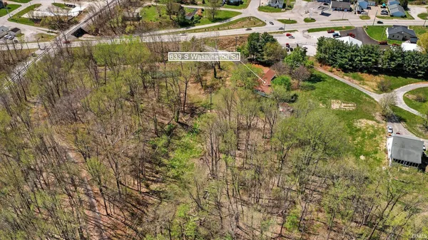 $324,999 | 633 South Washington Street, Bloomfield, IN 47424