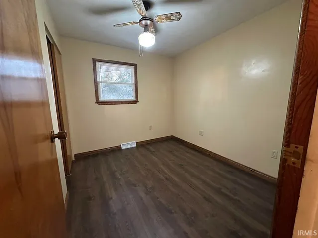 $346,900 | 633 South Washington Street, Bloomfield, IN 47424