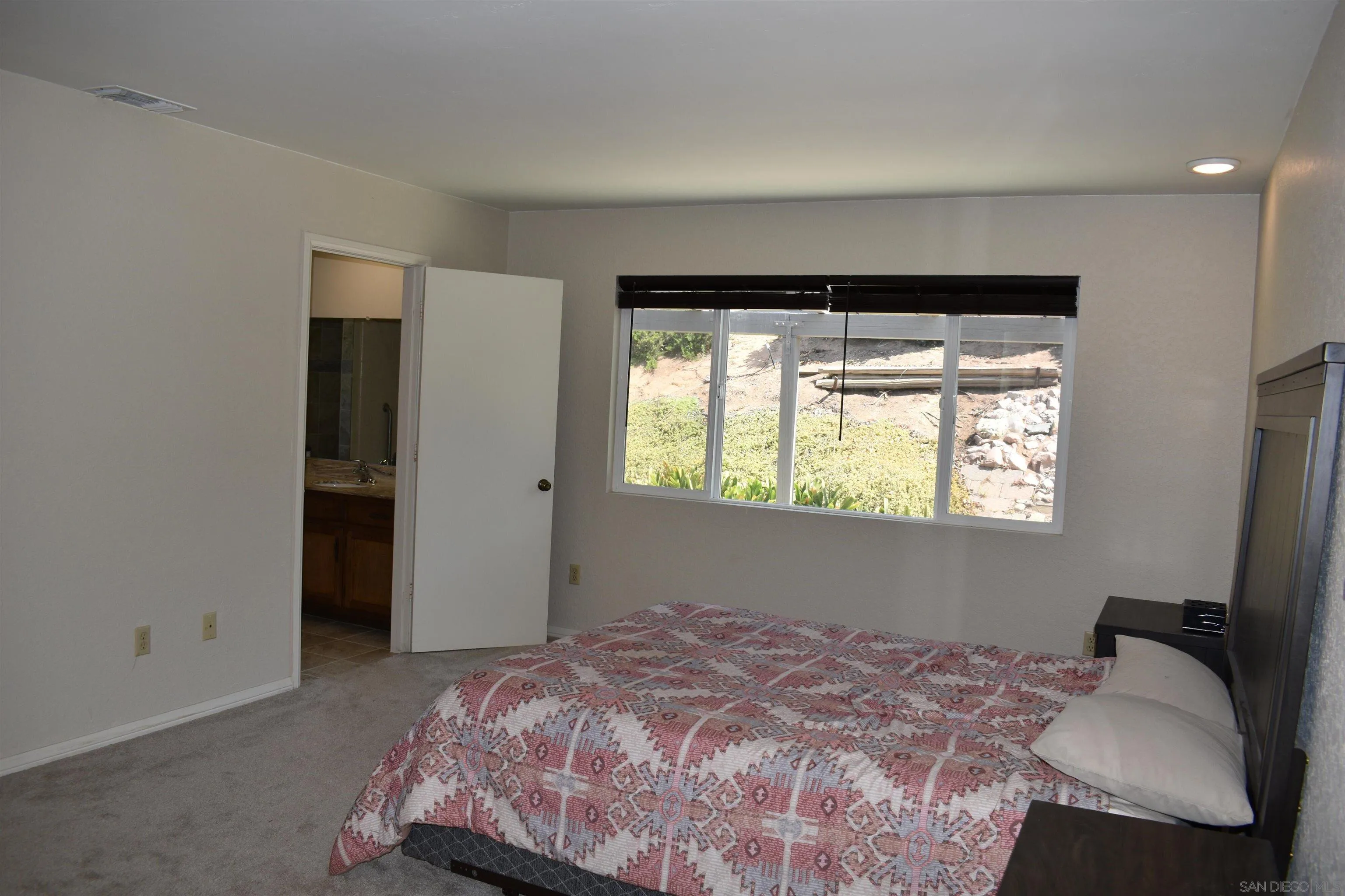1549 Sleeping Indian Road Fallbrook, CA 92028 - Photo 12 of 22
