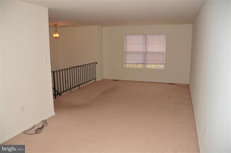 1675 Grays Road Port Republic, MD 20676 - Photo 5 of 9 Living Room