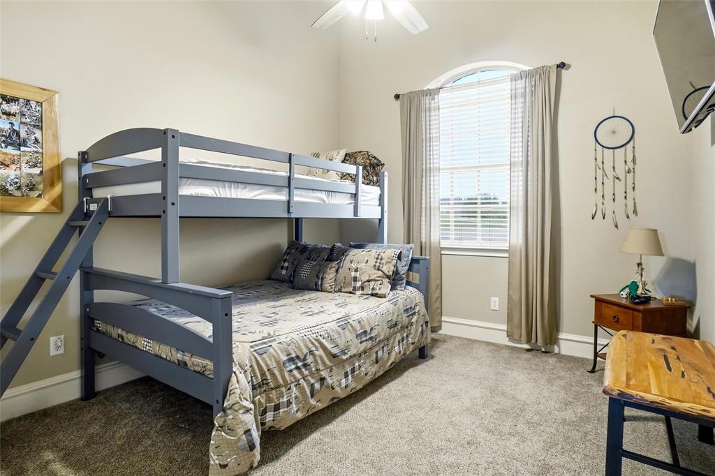 124 Carnes Court Springtown, TX 76082 - Photo 26 of 40