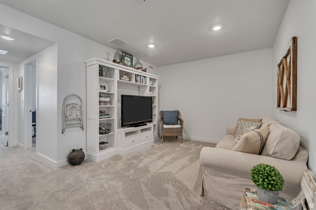 10036 Limestone Way Highland, UT 84003 - Photo 15 of 56