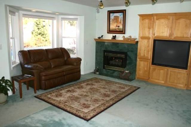 6417 East Greenbluff Road Colbert, WA 99005 - Photo 3 of 9