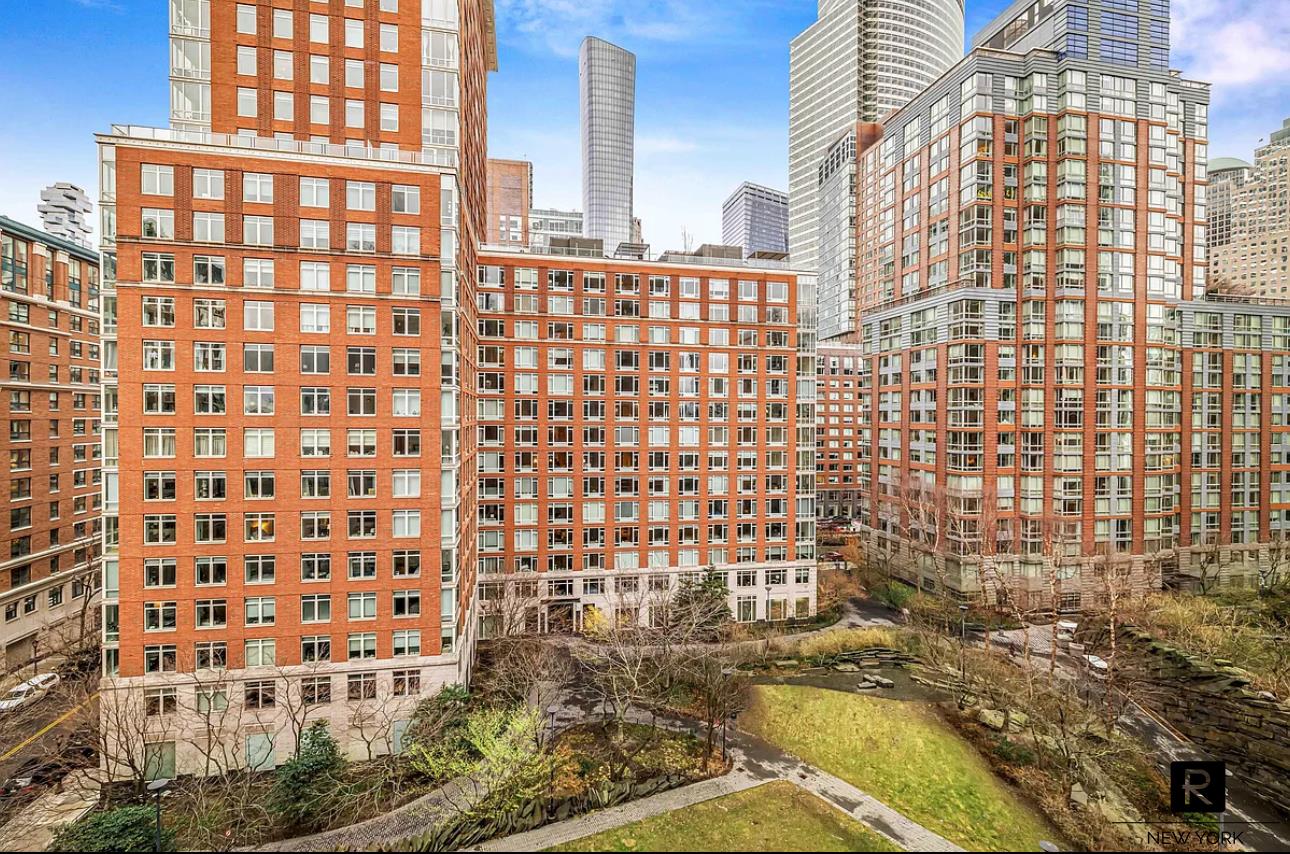 212 Warren Street, Unit 9R Manhattan, NY 10282 - Photo 4 of 21