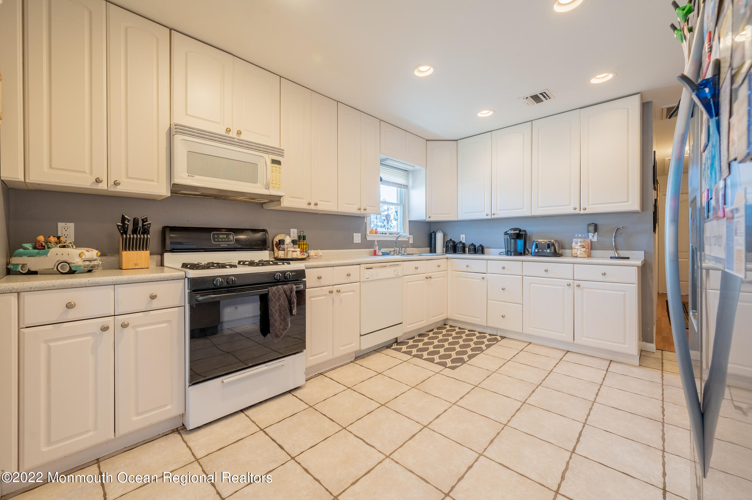 107 Whippany Road Barnegat, NJ 08005 - Photo 8 of 27 Kitchen 4
