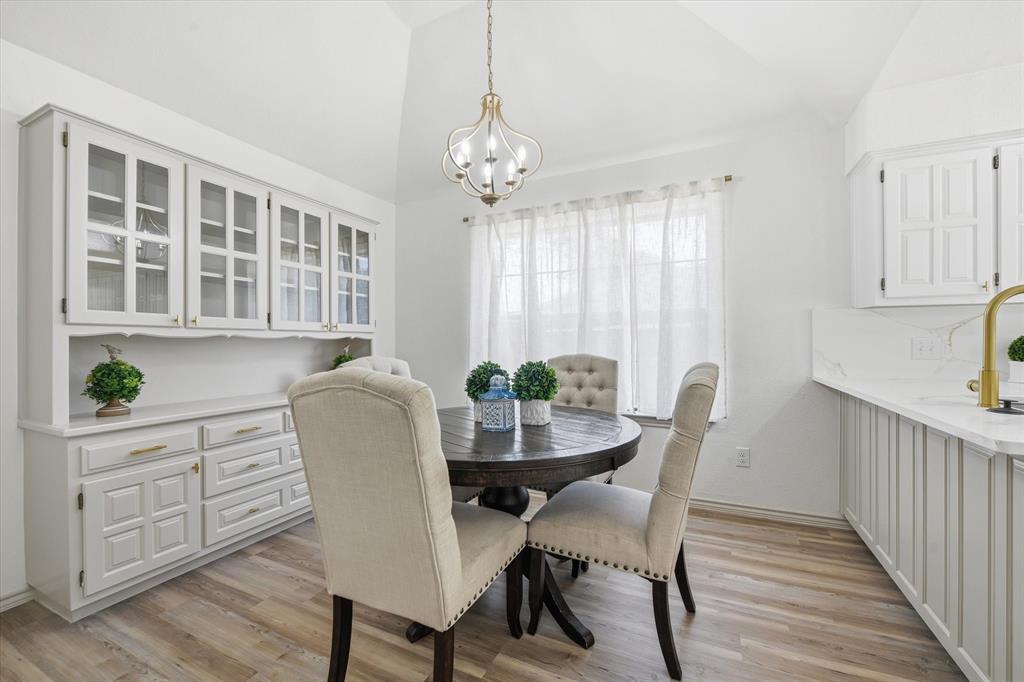 517 East Beady Road Arlington, TX 76006 - Photo 16 of 40