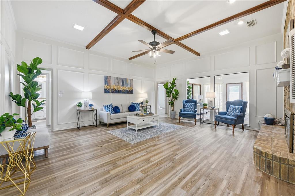 517 East Beady Road Arlington, TX 76006 - Photo 5 of 40