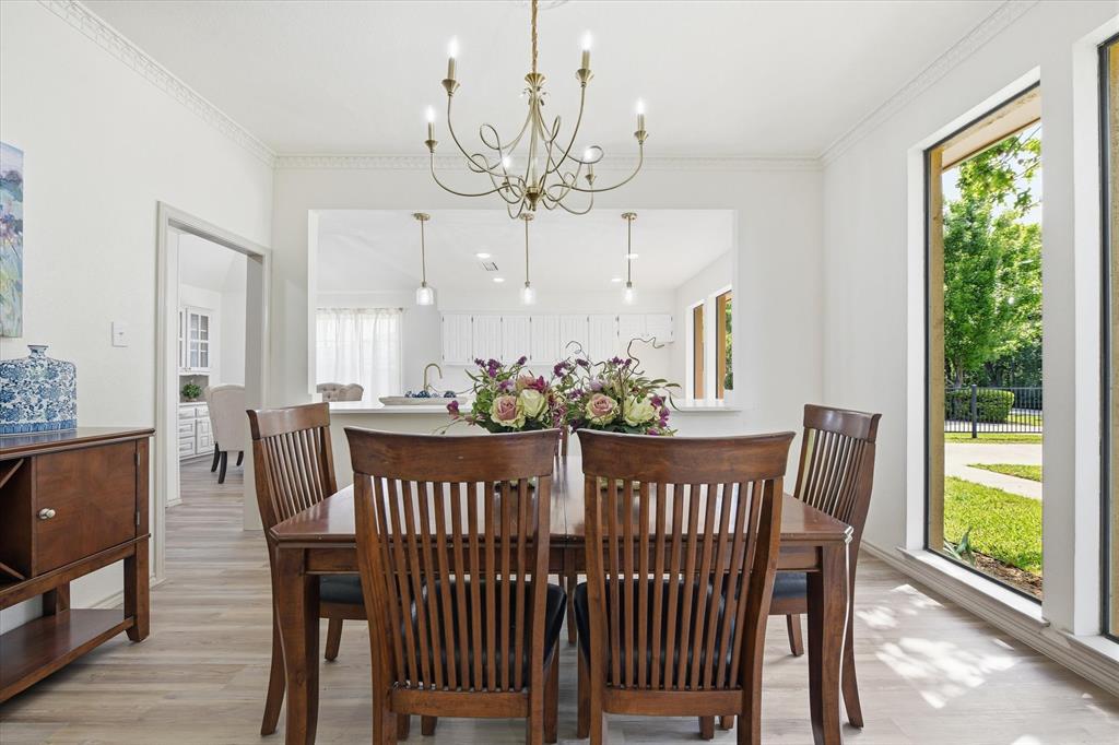 517 East Beady Road Arlington, TX 76006 - Photo 9 of 40