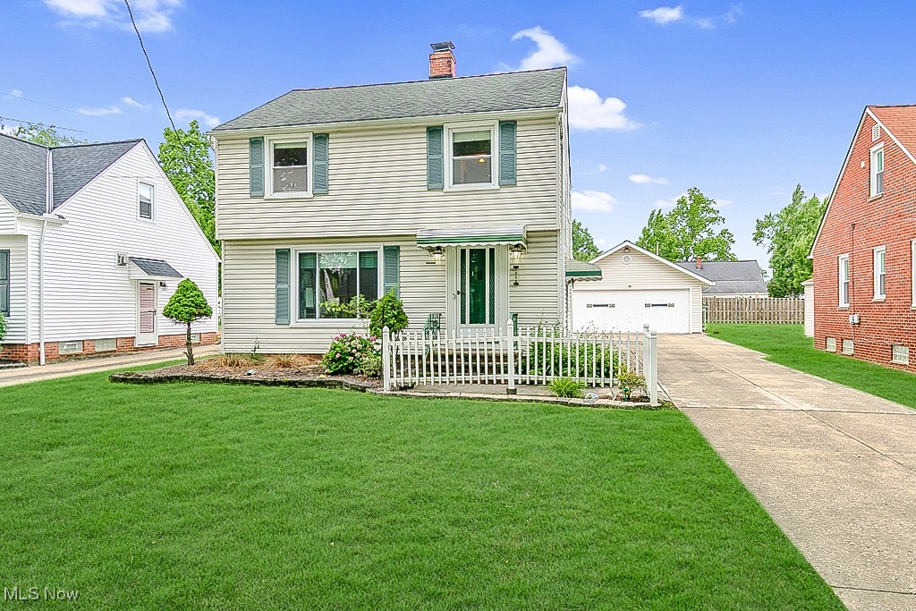 1656 Lyndhurst Road Lyndhurst, OH 44124 - Photo 34 of 39