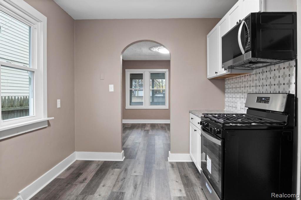 154 Stratford Road Ferndale, MI 48220 - Photo 10 of 29